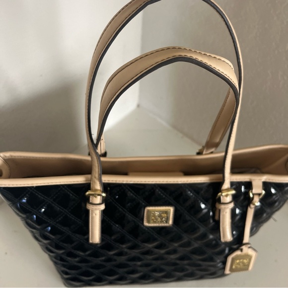 Anne Klein Quilted Patent Leather Shiny Black Tote Purse Shoulder Bag - Picture 4 of 14